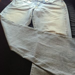 Lucky brand flare Jean's size 6/28